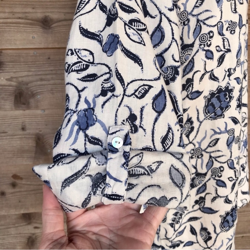100% Linen Rachel Zoe Blue/Gray Floral Shirt Long Sleeves Roll Tab Buttons Sz M - Picture 9 of 10